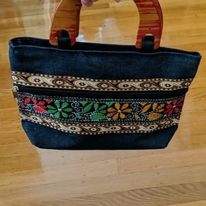 Embroidered purse
